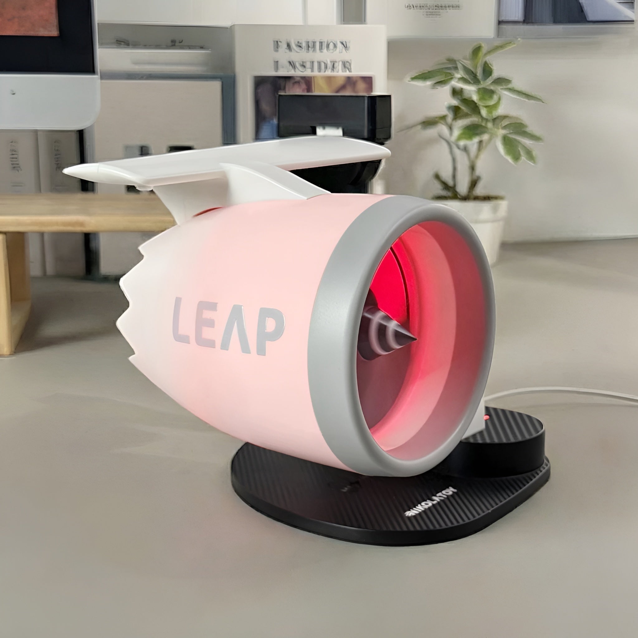 JetStream Pro Turbine Fan and Desktop Wireless Charger