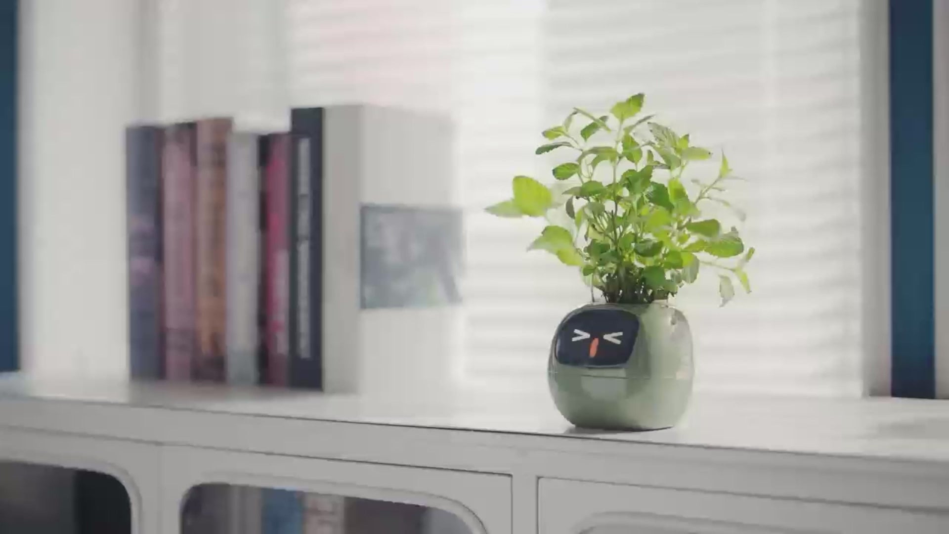 AI Smart Planter Gesture Interaction Gardening Device with Real Time Water Monitoring, Intelligent Pots for Smart Home