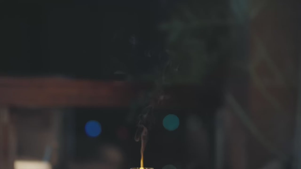 Air Humidifier Aroma Essential Oil Diffuser with Colorful Flame Night Light, USB Mini Fragrance Humidifier for Home and Room