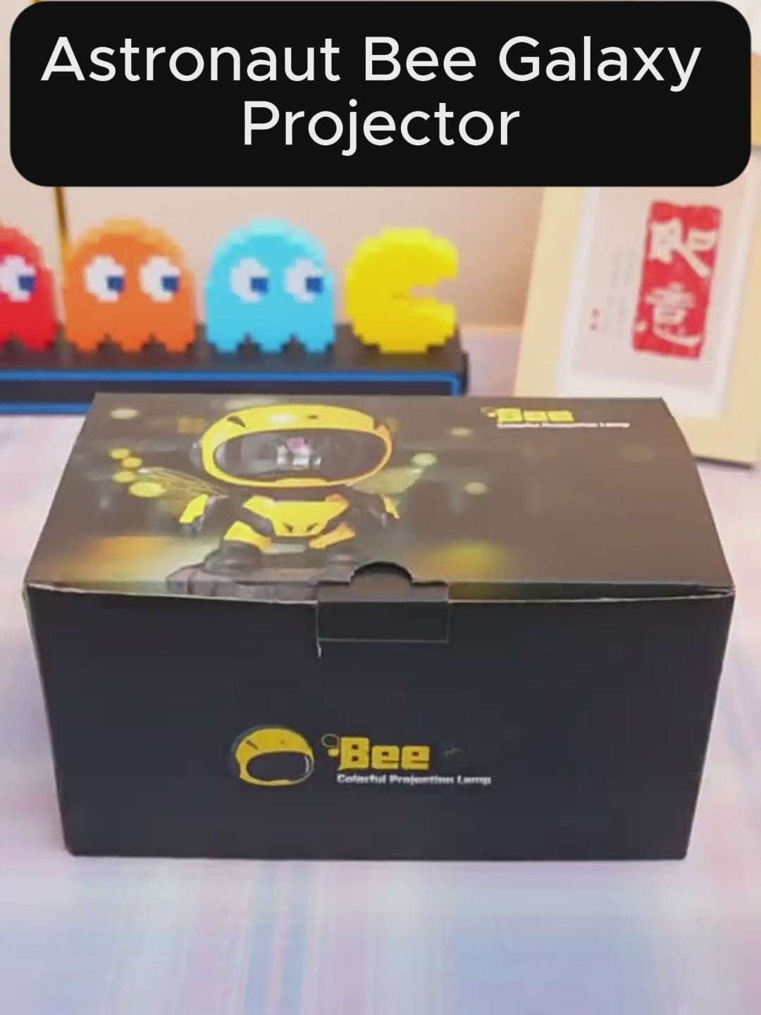 Bee Astronaut Galaxy Projector – Northern Lights, Nebula & Remote